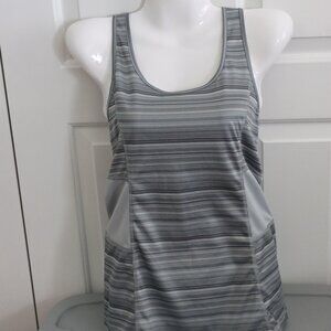 Sketchers Sport Grey Striped Racer Back Performance Tank Size Medium
